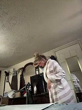 vixendoll87 online show from March 2025 10:59:01 PM