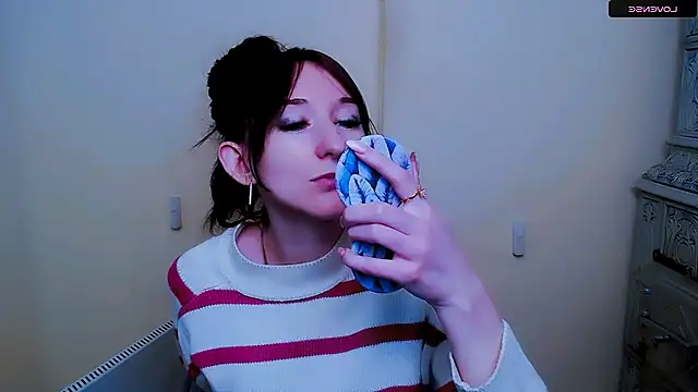 Snapshot of AmandaSell chatting on January 2025 11:30:02 AM AmandaSell online show from January 2025 11:30:02 AM