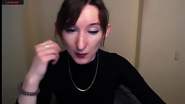 Snapshot of AmandaSell chatting on March 2025 08:08:01 AM AmandaSell online show from March 2025 08:08:01 AM