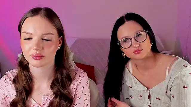 MishkaMe online show from February 2026 12:23:02 PM