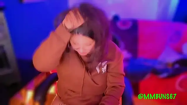 miacanela xo online show from October 2025 01:17:02 AM