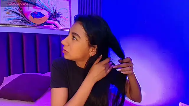 Snapshot of Tamaraakins chatting on September 2025 12:38:02 PM Tamaraakins online show from September 2025 12:38:02 PM