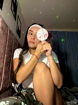 Kimmymadison- online show from October 2025 01:28:01 AM