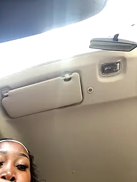 AssMilkymellowxx online show from November 2025 11:32:02 AM