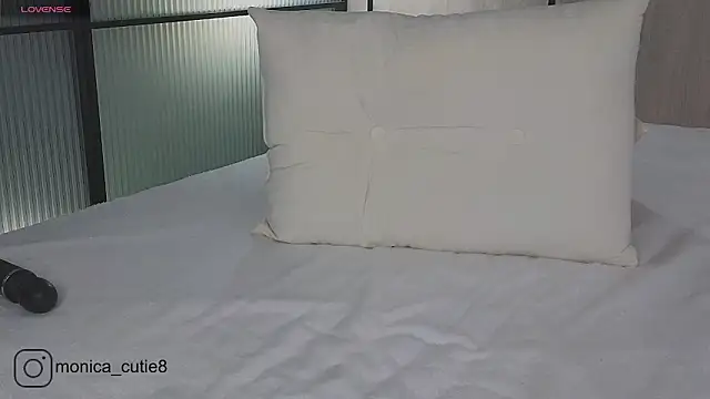 Monikacutie online show from February 2025 07:26:02 AM