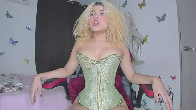Snapshot of sofiacastillo01 chatting on September 2025 02:17:02 PM sofiacastillo01 online show from September 2025 02:17:02 PM