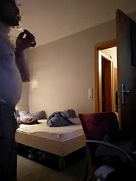 Bartzrl online show from October 2025 09:04:01 PM