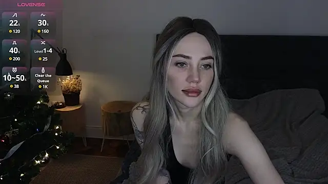 Sara Tranquil online show from December 2024 06:50:01 PM