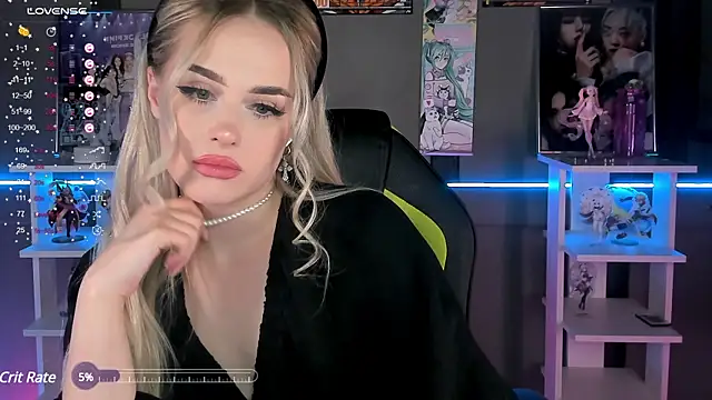 Snapshot of Ellen_Soft chatting on February 2025 08:03:01 PM Ellen Soft online show from February 2025 08:03:01 PM