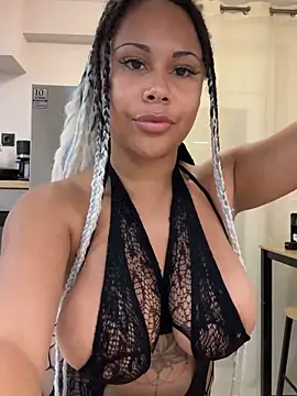 HaileyDiana online show from October 2025 05:12:02 PM