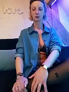 tatianasexymilf online show from January 2026 04:00:02 PM