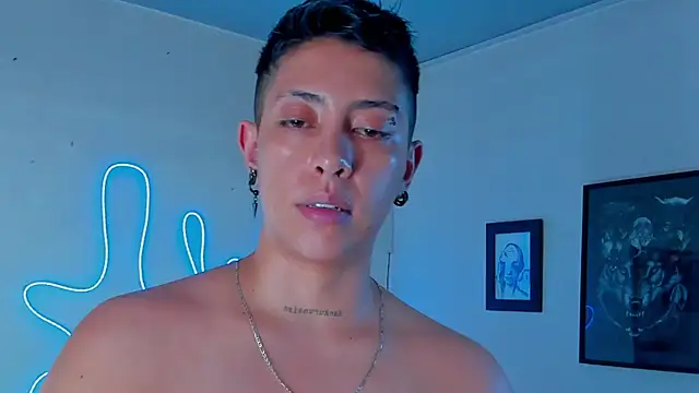 Aleja1214 online show from October 2025 05:19:01 AM