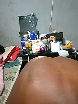 Snapshot of Petrossa chatting on October 2025 06:45:02 AM Petrossa online show from October 2025 06:45:02 AM