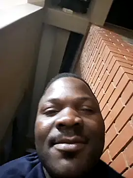 Snapshot of Petrossa chatting on October 2025 06:57:02 PM Petrossa online show from October 2025 06:57:02 PM