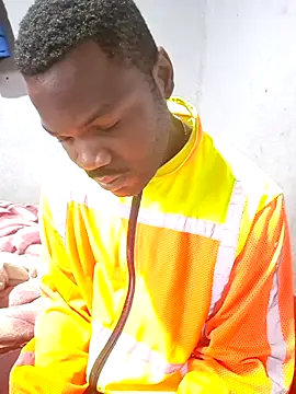 Snapshot of Petrossa chatting on October 2025 04:25:02 AM Petrossa online show from October 2025 04:25:02 AM