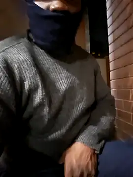 Snapshot of Petrossa chatting on November 2025 09:47:02 PM Petrossa online show from November 2025 09:47:02 PM