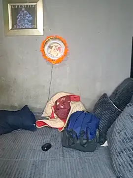 Petrossa online show from April 2026 05:29:01 AM