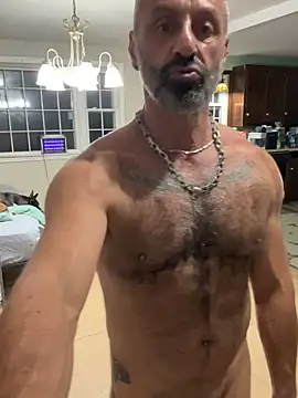 Snapshot of DaddySnowXX chatting on September 2025 02:15:02 AM DaddySnowXX online show from September 2025 02:15:02 AM