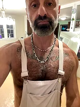 Snapshot of DaddySnowXX chatting on October 2025 04:52:01 AM DaddySnowXX online show from October 2025 04:52:01 AM