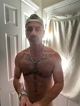 Snapshot of DaddySnowXX chatting on July 2026 06:38:02 AM DaddySnowXX online show from July 2026 06:38:02 AM