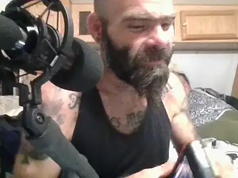 WilldoPita online show from December 2025 07:05:01 AM