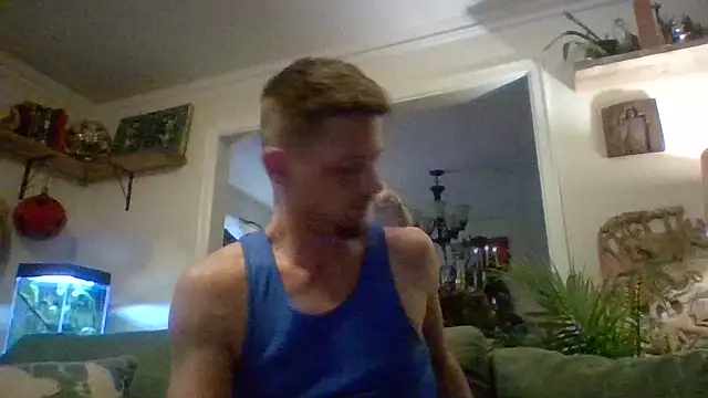 Snapshot of trash4cash chatting on December 2024 09:08:02 PM trash4cash online show from December 2024 09:08:02 PM