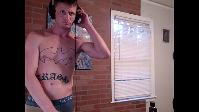 Snapshot of trash4cash chatting on December 2024 10:45:01 PM trash4cash online show from December 2024 10:45:01 PM