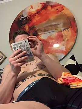 Snapshot of trash4cash chatting on January 2025 06:35:01 PM trash4cash online show from January 2025 06:35:01 PM