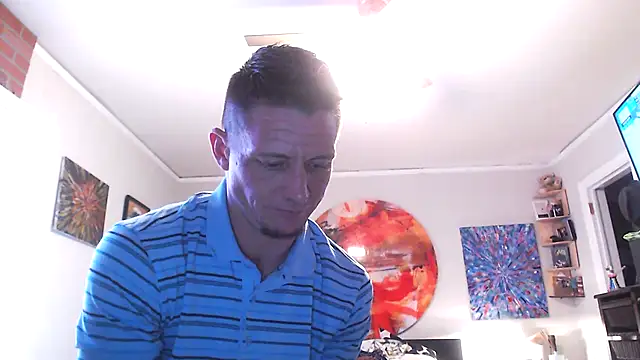 Snapshot of trash4cash chatting on January 2025 08:54:01 PM trash4cash online show from January 2025 08:54:01 PM