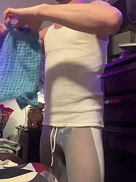 Snapshot of trash4cash chatting on February 2025 01:15:01 AM trash4cash online show from February 2025 01:15:01 AM