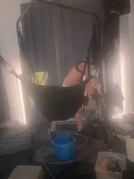 Snapshot of trash4cash chatting on March 2025 10:48:01 PM trash4cash online show from March 2025 10:48:01 PM