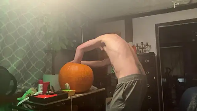 Snapshot of trash4cash chatting on October 2025 10:04:01 PM trash4cash online show from October 2025 10:04:01 PM