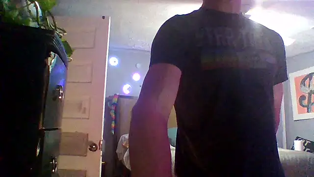 Snapshot of trash4cash chatting on November 2025 03:06:02 AM trash4cash online show from November 2025 03:06:02 AM