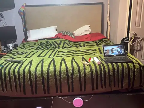 trash4cash online show from February 2026 05:13:02 AM