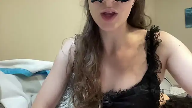 Snapshot of lexihot0000 chatting on September 2025 04:22:02 PM lexihot0000 online show from September 2025 04:22:02 PM