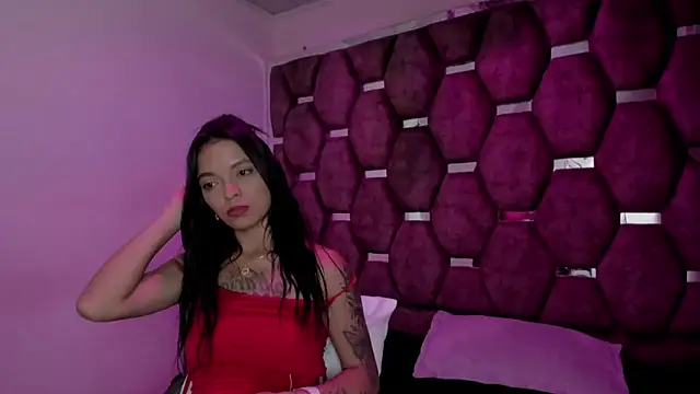 MaddyHudson online show from May 2026 09:19:01 PM