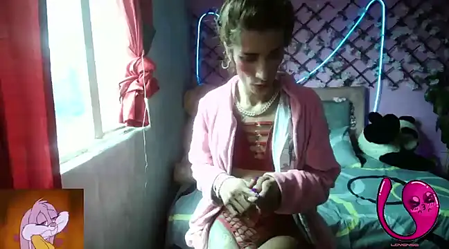 roxy roxxan online show from January 2025 06:25:01 PM