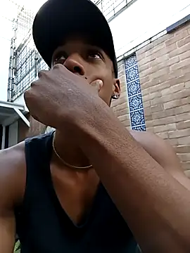 Malkongarcia online show from January 2026 08:36:01 PM