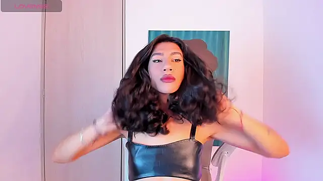 sofiaa grey  online show from January 2026 02:10:02 PM