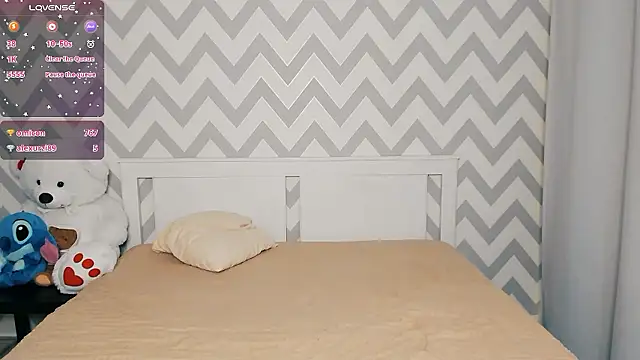 Snapshot of shaameless chatting on December 2024 10:47:01 PM shaameless online show from December 2024 10:47:01 PM