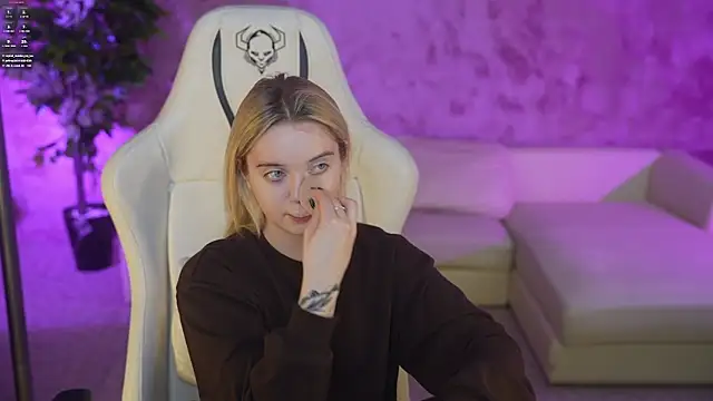 Cassy-Celestial  online show from March 2025 11:53:02 PM