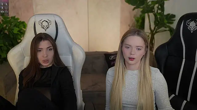 Cassy-Celestial  online show from November 2025 08:28:01 AM