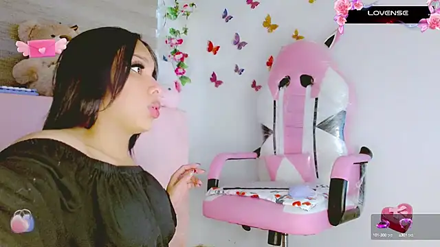 amaranta1411- online show from March 2025 04:58:02 PM