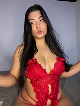 Snapshot of DashaStar chatting on February 2025 11:37:02 PM DashaStar online show from February 2025 11:37:02 PM