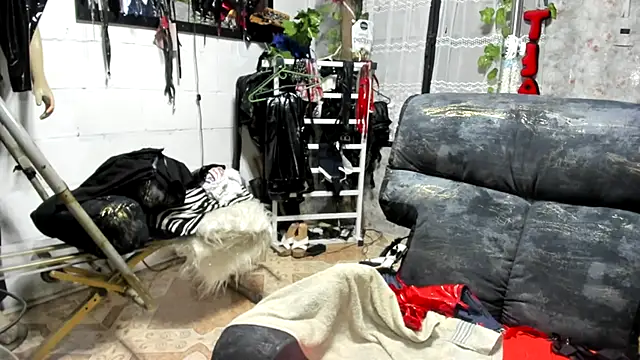 Erlinda-engel online show from September 2025 12:30:01 PM