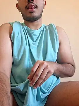 Snapshot of alesssterling chatting on December 2024 05:52:02 AM alesssterling online show from December 2024 05:52:02 AM