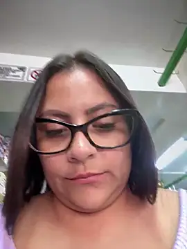 Snapshot of Sol_biglips chatting on December 2024 04:30:02 PM Sol biglips online show from December 2024 04:30:02 PM