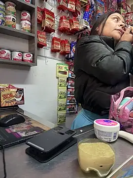 Snapshot of Sol_biglips chatting on January 2025 03:19:01 PM Sol biglips online show from January 2025 03:19:01 PM