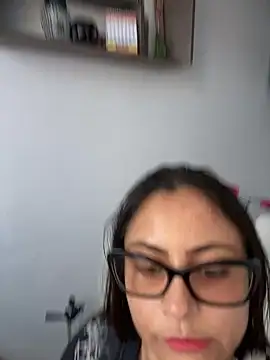 Snapshot of Sol_biglips chatting on March 2025 04:24:01 PM Sol biglips online show from March 2025 04:24:01 PM