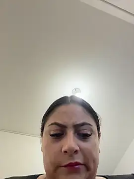 Sol biglips online show from February 2026 02:37:02 PM